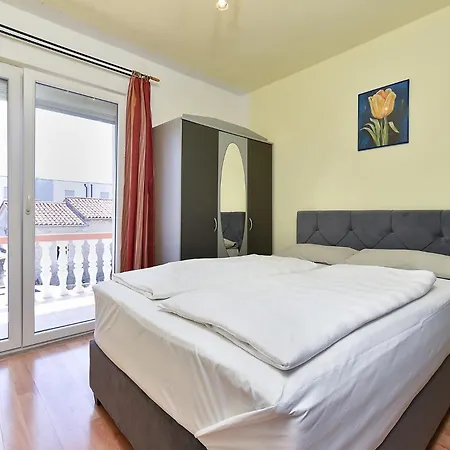 Smiljan 1466 Apartament Pula