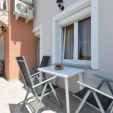 Apartament Smiljan 1466