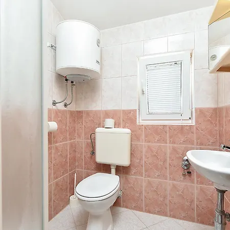 Smiljan 1466 Apartamento *