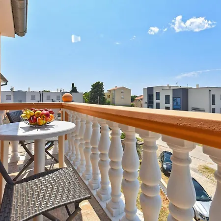 Smiljan 1466 Apartamento *
