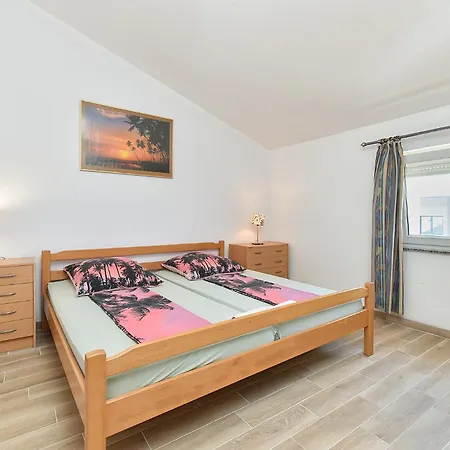 Apartament Smiljan 1466